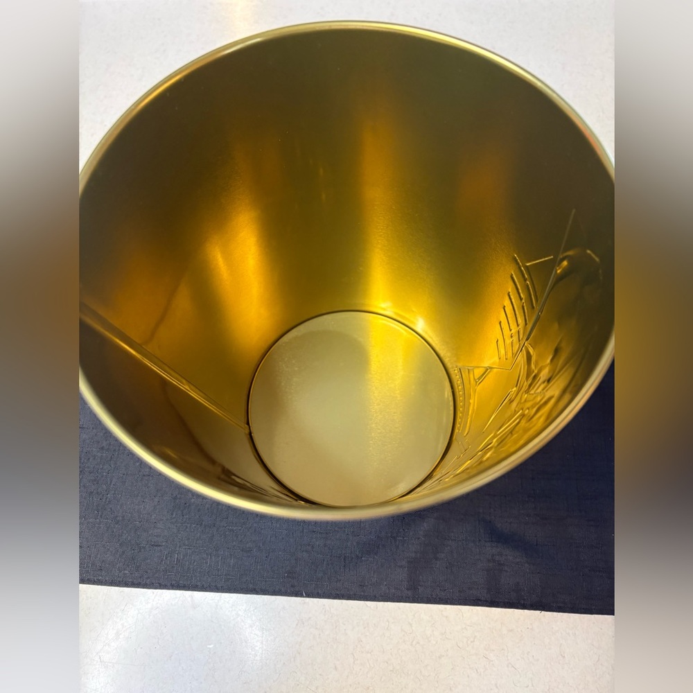 Marvel Studios Thunderbolts Metallic Popcorn Bucket - Picture 5 of 8